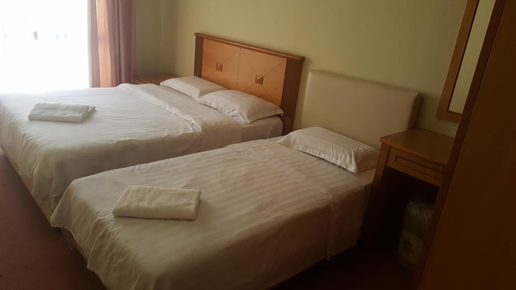 Homestay Marina Court Resort Κότα Κιναμπαλού Εξωτερικό φωτογραφία
